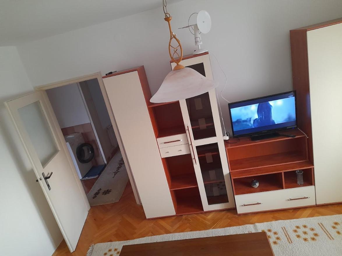 Apartman Bulevar Stupine Tuzla Exterior foto